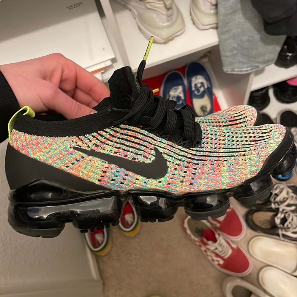 nike vapor max, multi-colored